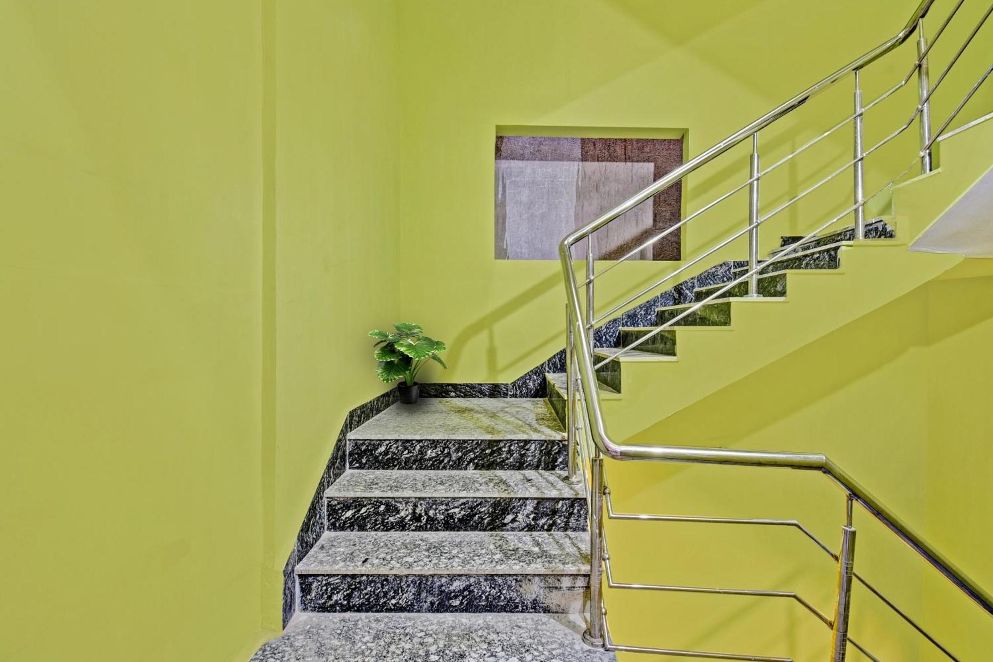 Hotel O Lotus Inn Danapur Εξωτερικό φωτογραφία